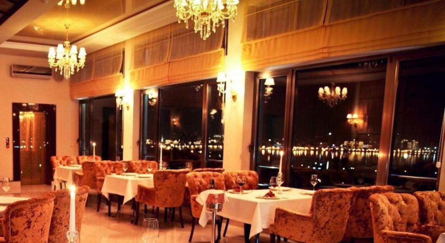 East Legend Hotel Baku Ngoại thất bức ảnh