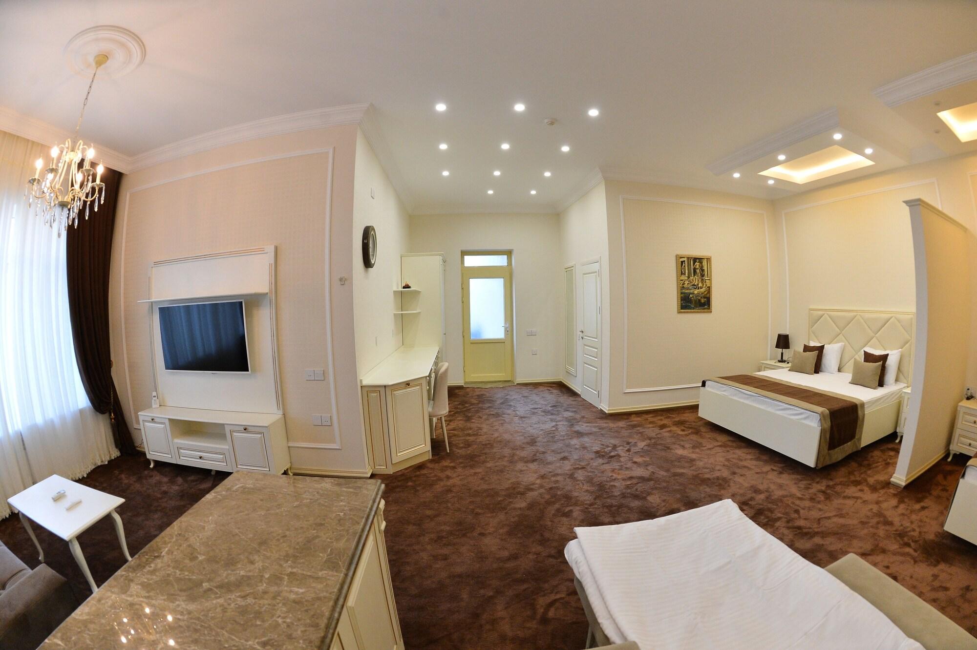 East Legend Hotel Baku Ngoại thất bức ảnh