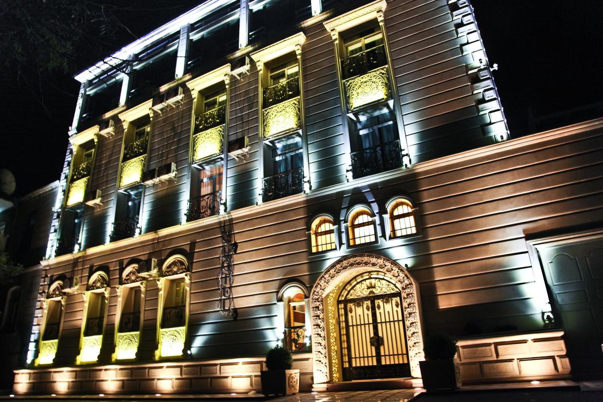 East Legend Hotel Baku Ngoại thất bức ảnh
