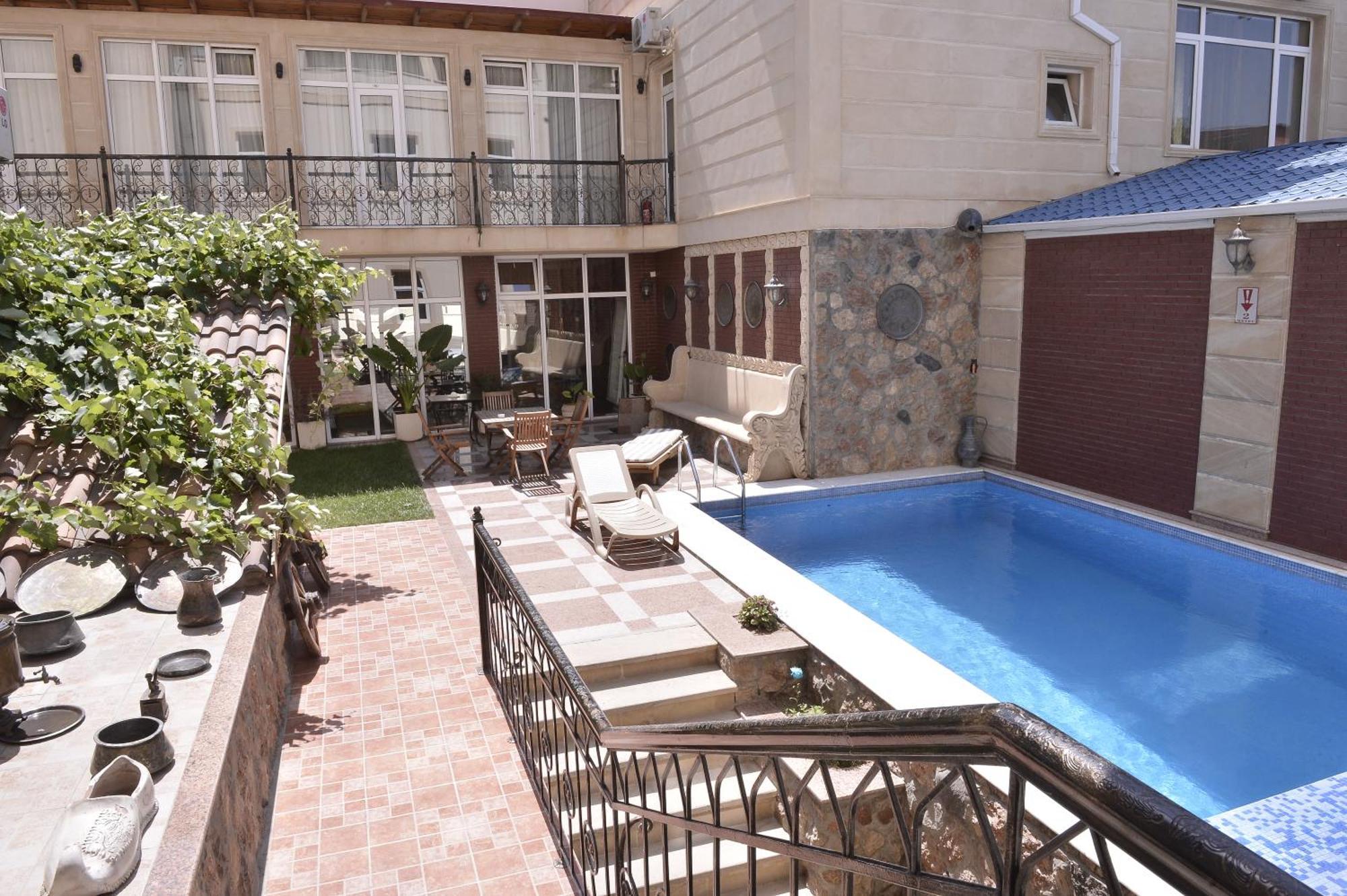 East Legend Hotel Baku Ngoại thất bức ảnh