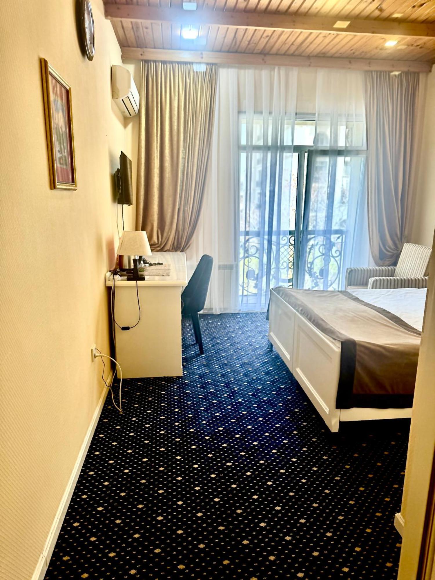 East Legend Hotel Baku Ngoại thất bức ảnh