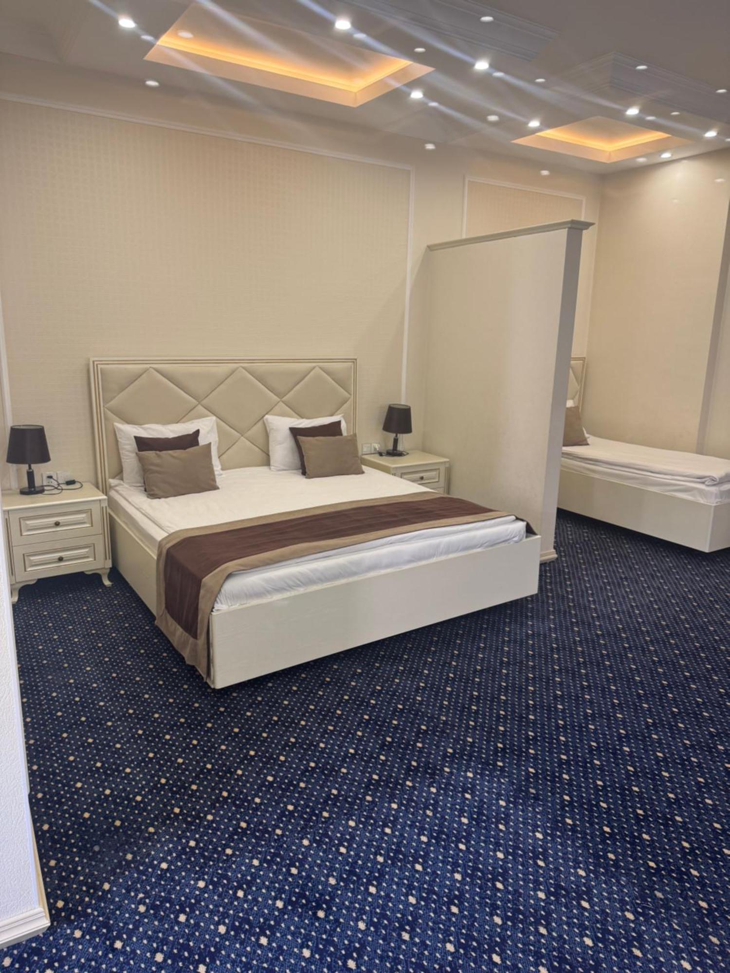 East Legend Hotel Baku Ngoại thất bức ảnh