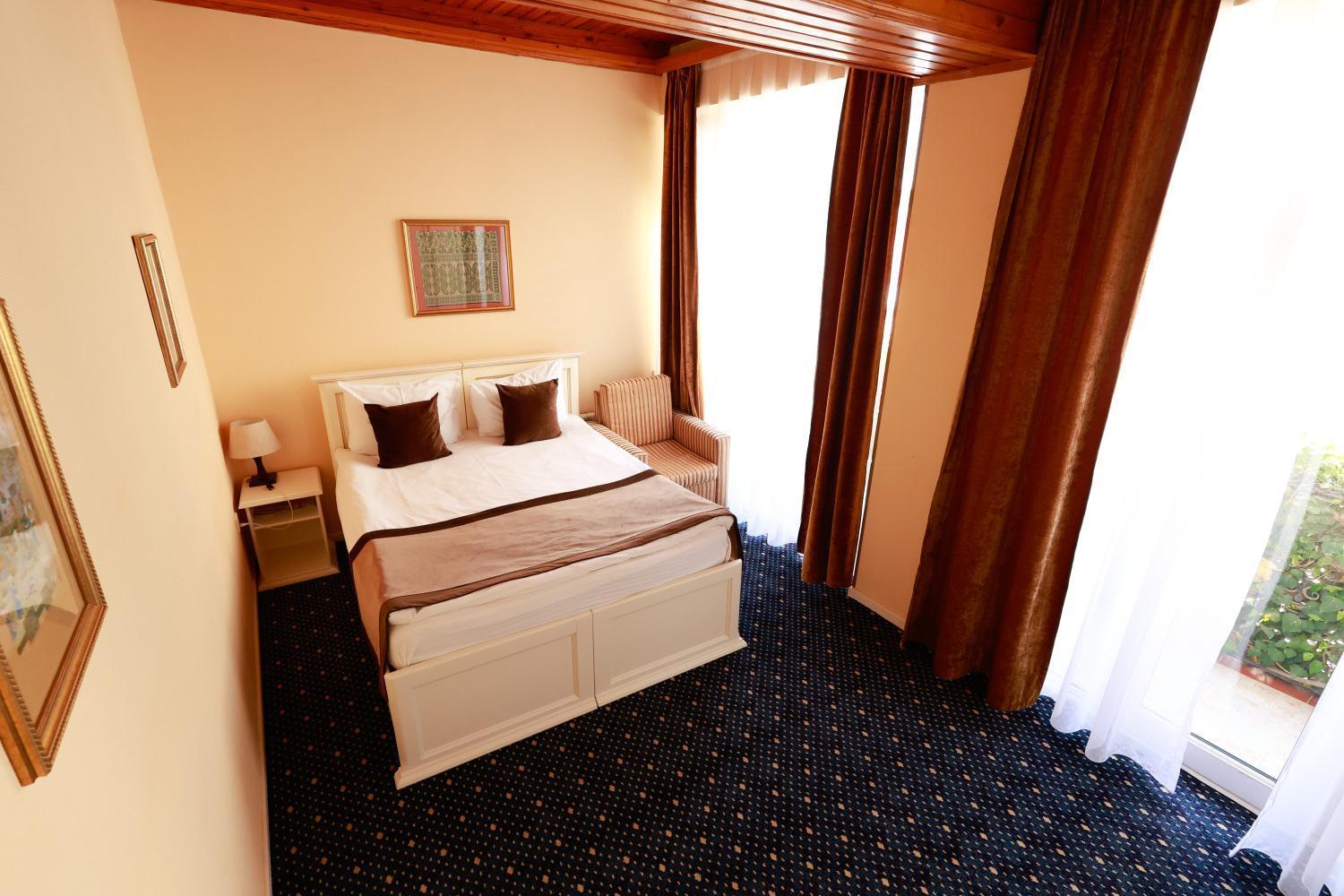East Legend Hotel Baku Ngoại thất bức ảnh
