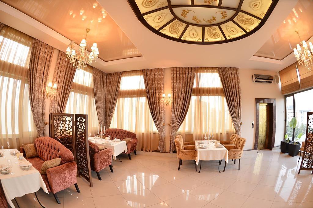 East Legend Hotel Baku Ngoại thất bức ảnh