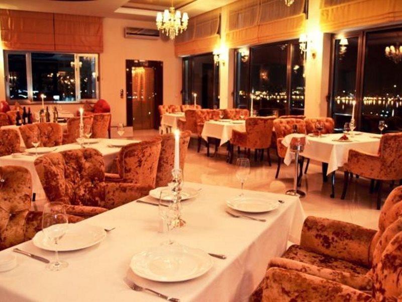 East Legend Hotel Baku Ngoại thất bức ảnh