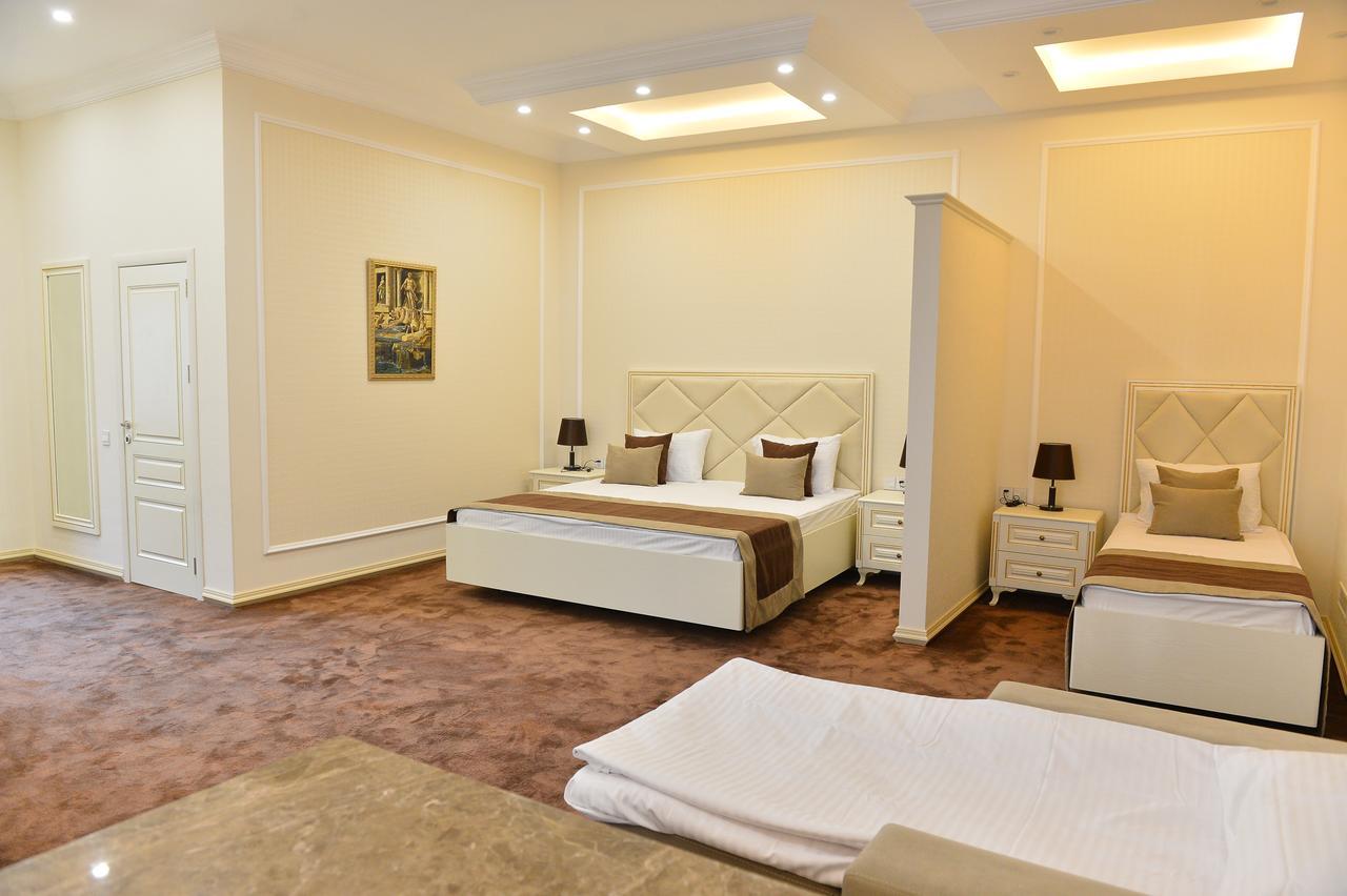 East Legend Hotel Baku Ngoại thất bức ảnh