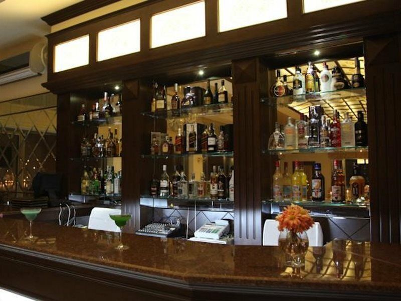 East Legend Hotel Baku Ngoại thất bức ảnh